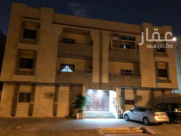 1301067 العمر حوالي15