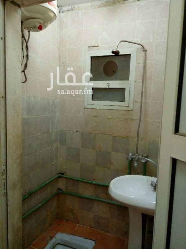 1153916 شقة للإيجار عبارة عن غرفة ومطبخ او صاله وسيب ودوره مياه مفروشه موكيت جديد تركي وسرير دورين مع المخدات والبطنيات والمراتب والبويه جديده ومكيف جديد 24 تايلندي ومروحه تهويه