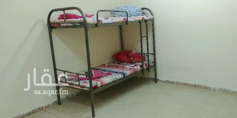 1153904 غرفه جديدة مفروشة موكيت جديد وبوية جديدة ومكيفة وبها سراير دورين جديد مع المراتب والشراشف والبطنيات والمخدات وسخانه ما حار ومروحه تبريد