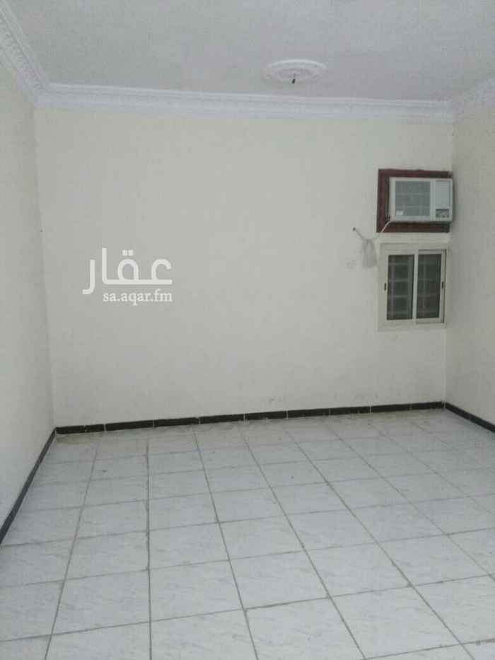 1565085 للايجار شقه عزاب غرفتين نوم / صاله جلوس / مطبخ / حمام
•• حى الندوة شارع الحارث بن عبدالله
••موقعها ممتاز يتميز بالقرب من كافه الخدمات وطريق خريص وجامعه الامير نايف والكليه الامنيه
••العمارة هاديه وسكانها محترمين
••الايجار شهرى 1300 ريال شامل الكهرباء والمياه
••للتواصل
0534051000