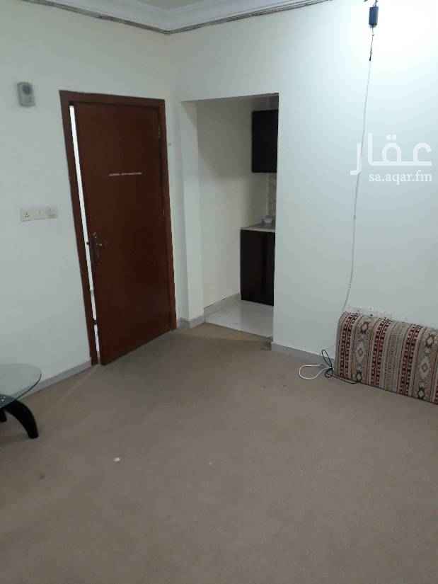 1545878 غرفة مكيفة وبوفية وحمام