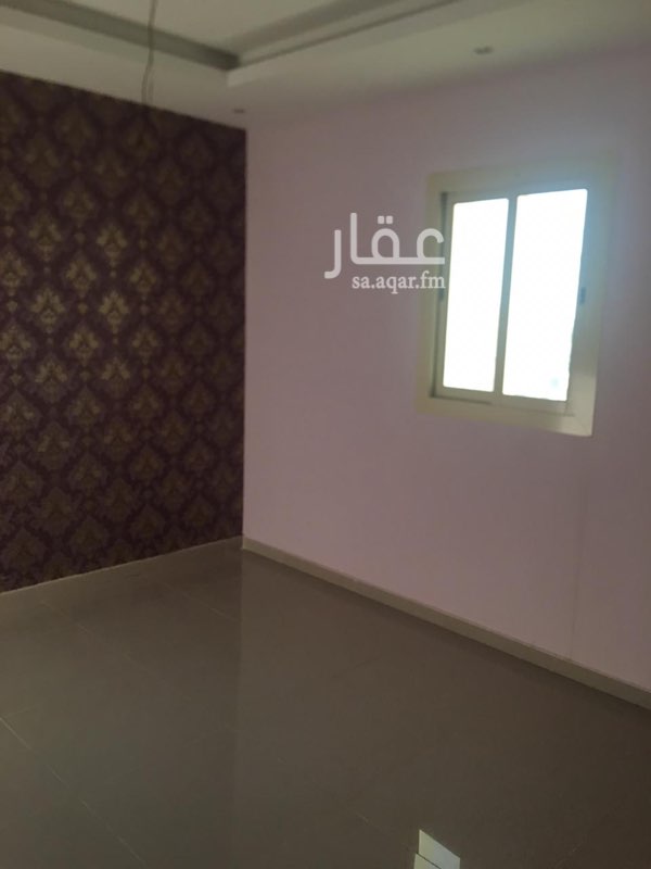 1755377 شقة للبيع
اربع عرف ومطبخ وصاله وحمامين
المساحه ١٢٠
الدور الرابع اماميه
موقف خاص
خزان مستقل
السعر المطلوب ٣٣٠ الف