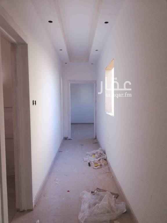 1677865 شقق للبيع بالنقد والتقسيط مساحات تبدأ من ١٢٠ متر
مكونة من مجلس كبير +صالة كبيرة + مطبخ +غرفة نوم مستر +غرفة نوم +٢حمام +مغاسل
لكل شقة خزان خاص
جميع الضمانات على السباكة والكهرباء والخزانات
للإستفسار. 0578126660