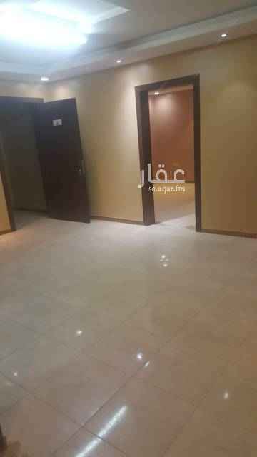 1557653 ٣غرف نوم وصاله و٢دوره مياه مطبخ راكب ٤مكيفات راكبه عمر العقار ٣سنوات