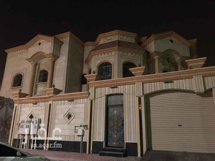 1677424 للبيع فيلا وثلاث شقق بحي طببه
_ مخطط: 740
_ المساحه: 745م
_ العمر: 4 سنوات
الدور الارضي للفيلا:
_ ديوانيه خارجيه
_مجلس رجال ومقلط وصاله كبيره ومطبخ ومستودع
_ جناح مكون من غرفة نوم ماستر وغرفه نوم مدخل خارجي
الدور الاول:
_غرفة نوم رئيسيه وصاله وغرفة ملابس
_ صاله كبيره وبوفيه
_ غرفتين ماستر روم
-ثلاث غرف نوم بدوره مياه
الملحق:
_ غرفة نوم بدوره مياه
_ غرفه غسيل
الشقق:-
مجلس رجال ومقلط وصاله وغرفتين نوم ومطبخ وثلاث دورات مياه
_ الفيلا جديده
_ مؤسس مصعد للفيلا
_ الشقق مؤجره ودخلها 76,000 ري