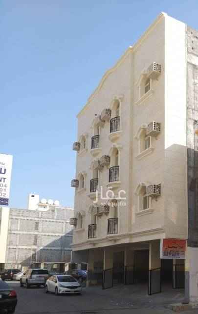1753806 تتكون من
غرفتين نوم وصالة ومجلس
للتواصل
0580000750- 0567116777