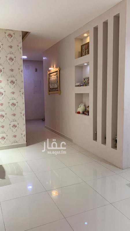 1692884 الشقه موقعها زين البيع للكاش مقبل بنوك والمطبخ راكب