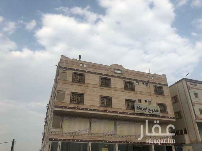 1587835 عماره للايجار بالكامل بدون المحلات
العماره على ثلاث واجهات
عدد الشقق ١٥ + ملحق
٣شقق مكونه من خمس غرف وصاله
٦ شقق مكونه من ٤ غرف وصاله
٦ شقق مكونه من ٣ غرف وصاله
كما انه يوجد مواقف بايكات تخدم الشقق
مع وجود مصعد
الموقع مميز جداً قريب جداً من طريق أبها الخميس وسجن أبها