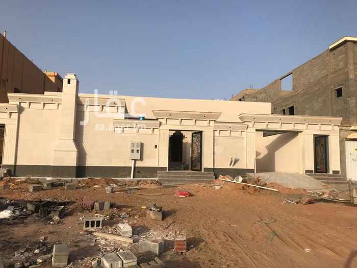 1524208 للبيع دور بحي الشفاء ديلوكس واجهه حجر جاهز للسكن
الشقه الاماميه ٦غرف وصاله ٤دورات مياه
حوش
مشب بدوره مياه خارجيه
مدخل سياره
الشقه الخلفيه ٤غرف وصاله
م٦٤٠
شارع ٤٠
مطلوب ٩٠٠
شغل ممتاز