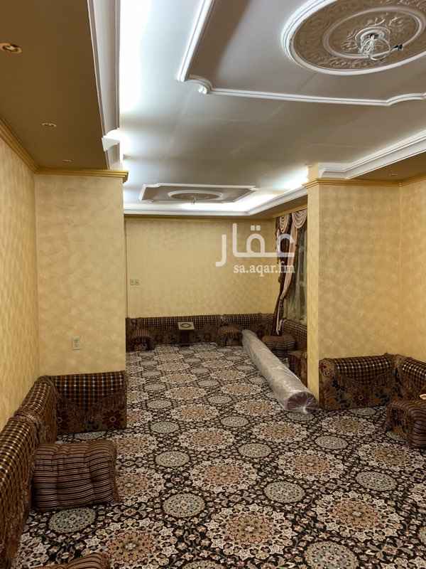 1753704 بيت برضوى 3 دور واحد
بيت نظيف جاهز للسكن
صك الكتروني
5 خمس غرف نوم بالاضافة الى استقبال رجال ونساء
وحوش