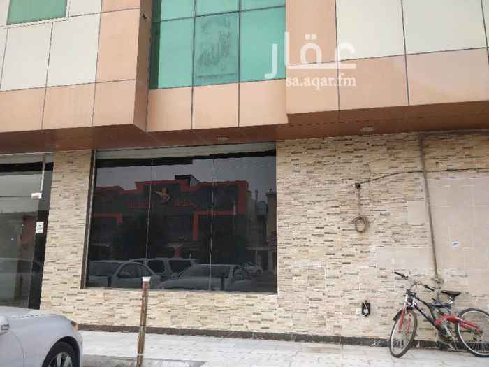 1355492 محل للايجار 7,5 في عمق 11.5 تقريبا
يفضل بشده نشاط تموينات الموقع ممتاز يوجد في العمارة 40 شقة والعمارة الملاصقة 40 كذلك وأيضا شقق مفروشة ملاصقة وموقع يخدم الحي المحل مجهز بمكيفات مركزية المحل كان لوبي سابقا لشقق مفروشة
يوجد تسهيلات في الدفع