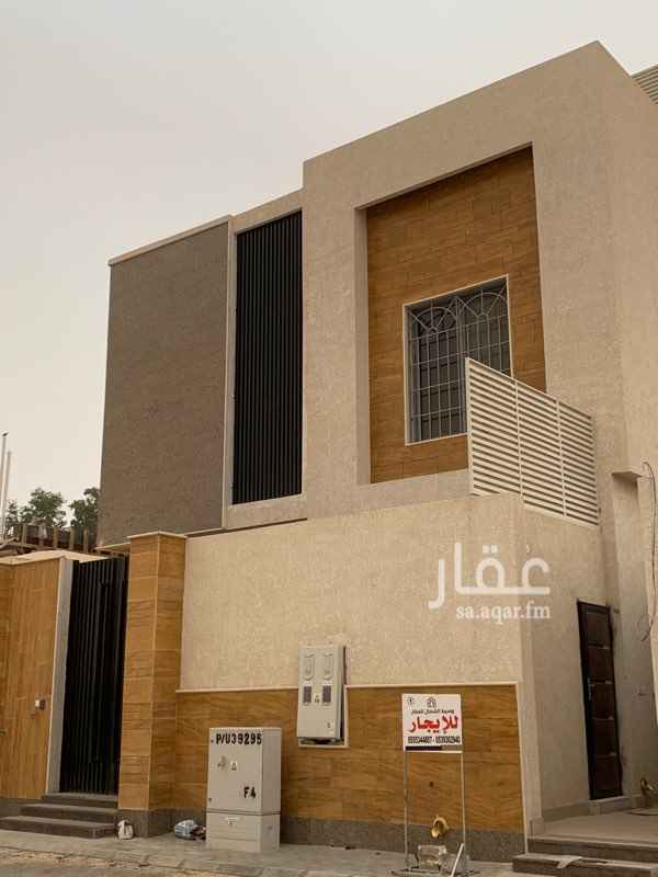 1536695 شقه مدخل خاص في الدور الثالث و معها سطح خاص
