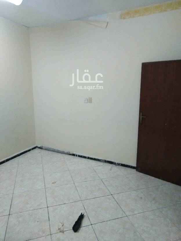 1676989 عماره للبيع في ٧١ حرف ج
شقتين ارضيات كل شقه ثلاثه غرف وصاله
وفوق دور سته غرف وصاله ومطبخ
لتواصل عبر الواتس 0539509161