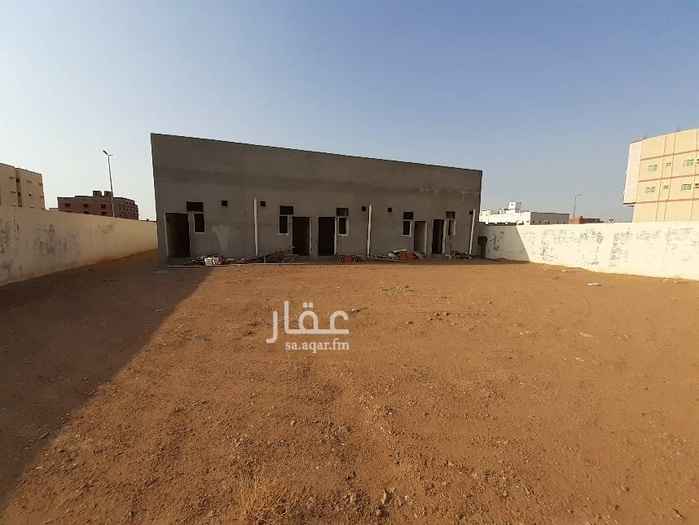 1673487 محلات الأجار
سعر المحل 11000السنه
سعر الغرف 7000
باقي الارض مساحه 324
لمن أراد يسوي مغسله
اوللستثمار سعر سعر الحوش 50000الف