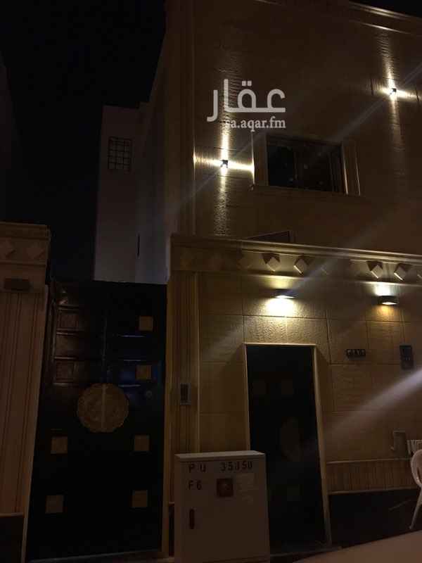 1501375 دور علوي يتكون من مجلس ومقلط ودورة مياه مستقله
ومدخل اخر فيه صاله ومطبخ ومجلس
وغرفتين نوم بينهم حمام
وغرفة نوم بحمام
الدور مجدد + مطبخ جديد
الموقع غير دقيق