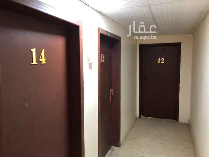 1461790 غرف متفاوتة بالتشطيب و الحجم / تحتوي على غرفة و مطبخ و حمام أو غرفة و مطبخ و حمام مع صالون. العمارة في الثقبة شارع 8 تقاطع شارع ضبا
جوار مسجد العلامة ابن عثيمين. التشطيب جيد و الأسعار جدا مناسبة تبدأ من 500 ريال و حتى 750 ريال شهريا.
للتواصل واتساب : 0580498857