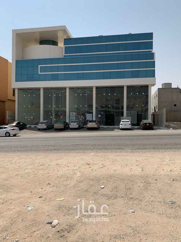 1502205 للايجار مكتب حي الملقا- الامير محمد بن سعد
المساحة 60 متر مطل
الايجار 30 الف
العمارة يوجد حارس
للتواصل 0580805111