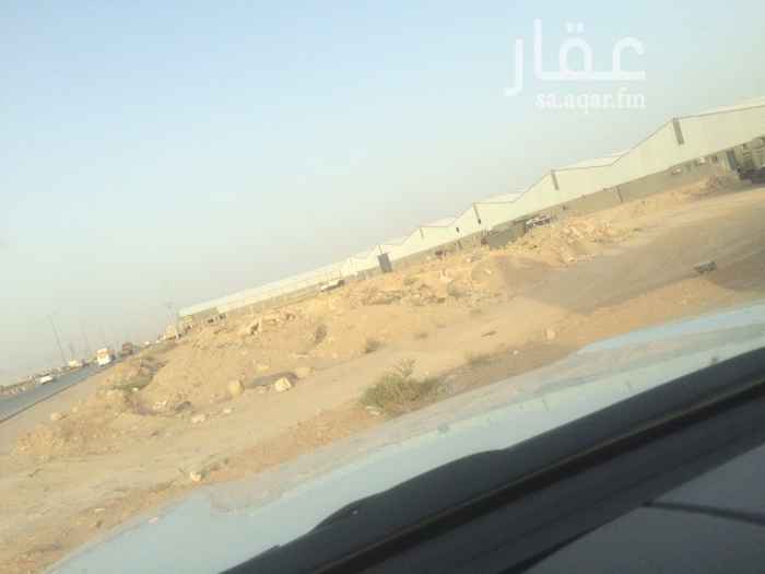 1225490 ارض تجاريه للايجارفي الخرج على طريق حرض خط الامارات الدوالي عند المعارض السيارات مساحات الارض تقريبن ٦٠٠٠م اللاستفسار اتصل ٠٥٨٠٨٨٤٣٣٣ وتساب ٠٥٠٠٥٧١٩٦٧
