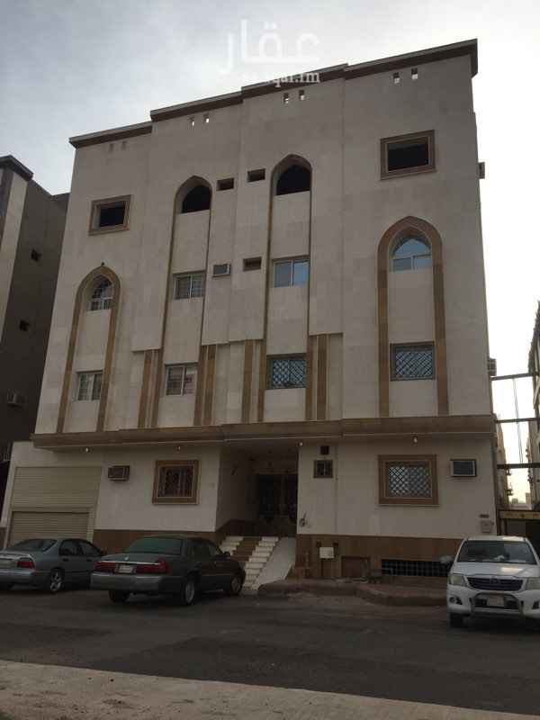 1381743 شقة 4 غرف للايجار جديدة لم تسكن خلف قصر ليلة زفافي