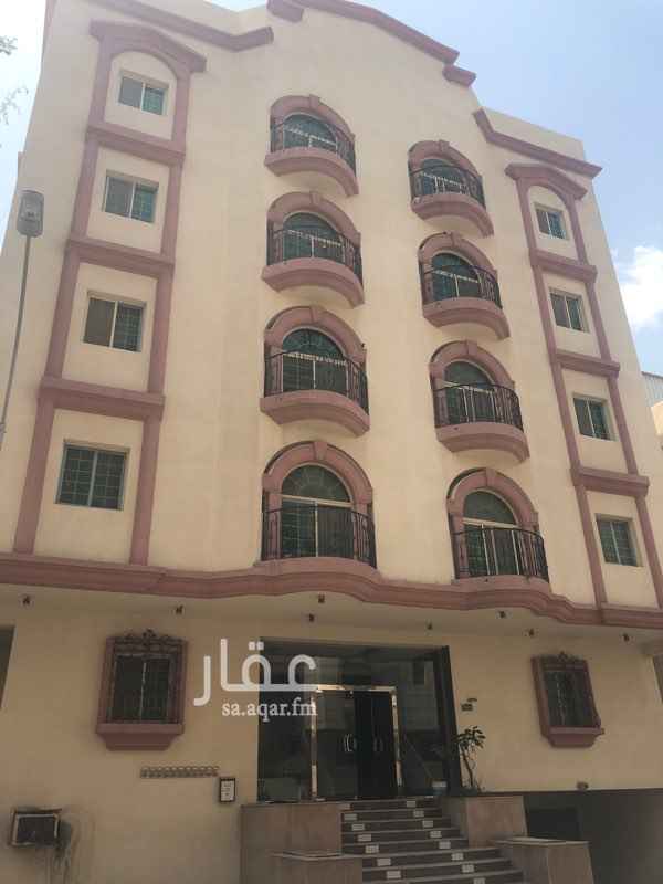 1509841 ثلاث غرق ومجلس ومصاله ومطبخ وثلاث حمامات - المجلس والصاله تكييف مركزي وغرف النوم تكييف شباك
يوجد شقه مع السطح بدون تكييف على ايجار ٣٢٠٠٠
يوجد شقه ارضيه غرفتين ومجلس وصاله ب ٢٧٠٠٠