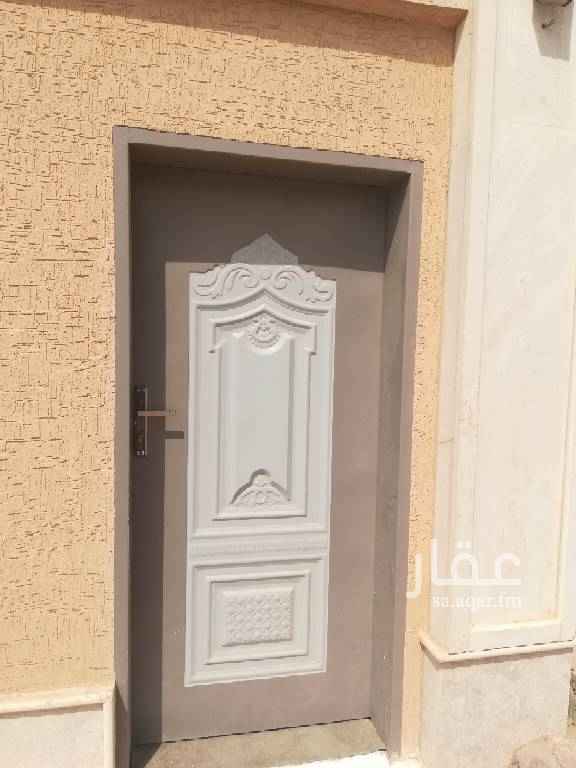 1621731 غرفة سائق للايجار بحي النرجس جنوب طريق الملك سلمان الكيلو الثاني الشرقى راكب مكيف وحمام