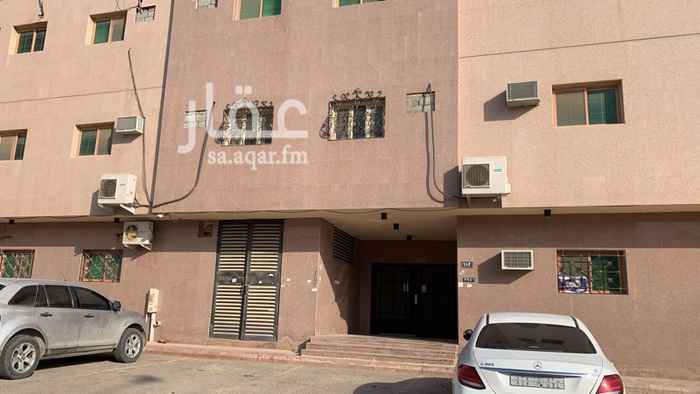 1583863 شقة للايجار بحي الياسمين مربع 17 . في الدور الاول . ثلاث غرف وصالة ودورتين مياة . المطبخ راكب مع فرن كهربائي . وبها مكيفات الايجار ٣٥٠٠٠ ريال قابل للتفاوض