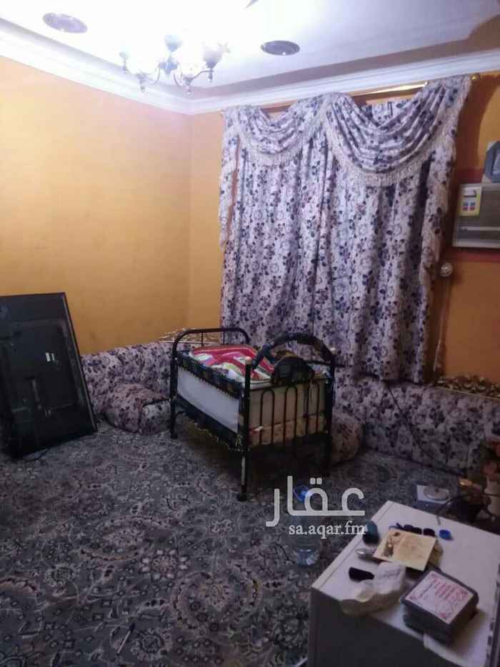 1624751 غرفتين نوم صالة مجلس مقلط مطبخ راكب مدخلين دور ثاني في مصعد الرجال مستعجل في البيع