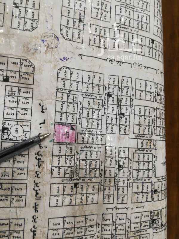 1114362 للاستثمار اوالايجار شمال طريق الملك سلمان على طريق الأمير سعود بن جلوي شرق طريق عثمان بن عفان رضي الله
وغرب طريق الأمير فيصل بن بندر
للجادين على السوم