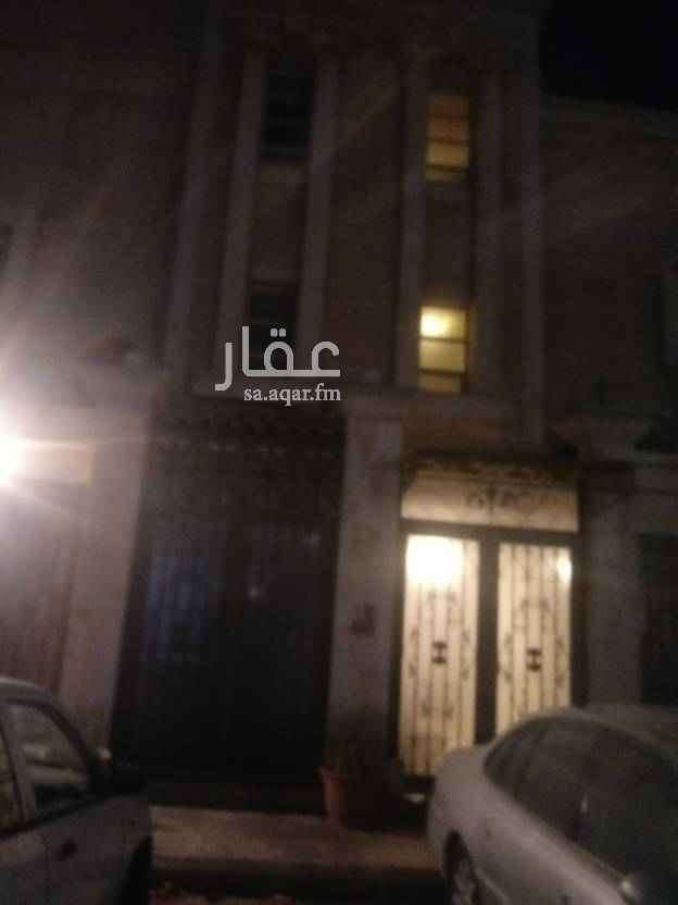 1581701 شقه دبلكس دور علوي مدخل خاص تتكون من الدور العلوي 2 غرفه ماستر ومجلس وصاله ومطبخ و3 دوره مياه ومستودع والملحق 2 غرفه نوم وصاله و2 دوره مياه
الشقه في حي الصفا قريبه من جامعه الدمام