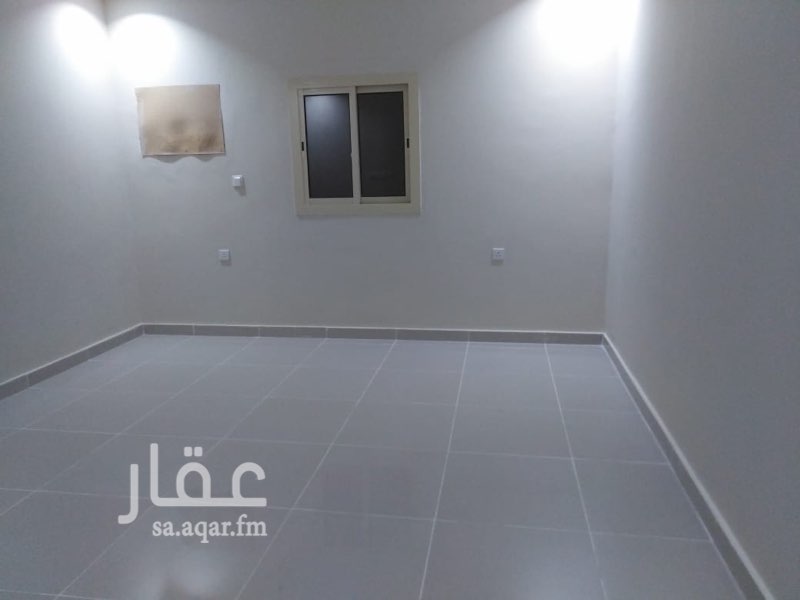 1686088 فله للبيع مساحه 450 دورين واملحق درج خارجي السعر مليون 550الف قابل للتفاوض اعتذر الموقع غير دقيق في الخريطه التفاصيل دور أرضي مدخلين خمس غرف 3 حمامات صاله مطبخ غرفة خدامه دور اول مدخلين خمس غرف 3 حمامات صاله مطبخ غرفة خدامه ادور الملحق غرفتين حمامين صاله مطبخ سطوح للتواصل علا الرقم الي في عقار المكان الحمدانية الماجد قريبه من الشارع التجاري واقريبه من الخدمات والمسجد
والكم مني حزيل الشكر والتقدير