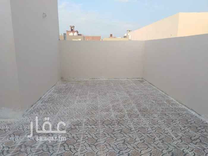 1721956 فله للبيع مساحه 312 دورين وملحق نضام شقق في الحمدانيه المواصفات ادور الارضي حوش غرفة حارس خمس غرف 3 حمامات صاله مطبخ مدخلين ادور الاول خمس غرف 3 حمامات صاله مطبخ مدخلين ادور الملحق مدخلين غرفتين حمامين صاله مطبخ سطحين السعر مليون 100الف اعتذر الموقع غير دقيق للتواصل علا رقمي الي في عقار ام فهد