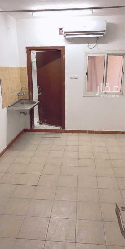 1723014 غرفه +مكيف سبلت + دورة مياه المساحه ٥/٤