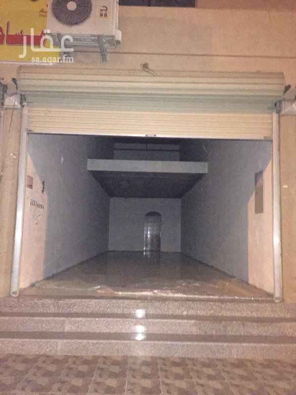 488251 عدد ٥ معارض للإيجار موقع ممتاز بالقرب من طريق الرياض وطريق ابو حدرية وطريق المطار
مساحة المعرض ( 56 متر مربع )
+ ميزان + دورة مياة+نظام مكافحة الحريق +فايبر انترنت عالي السرعة
سعر خاص عند استئجار ٥ محلات
للمفاهمة من المالك مباشرة
0506948292
ابو فايز