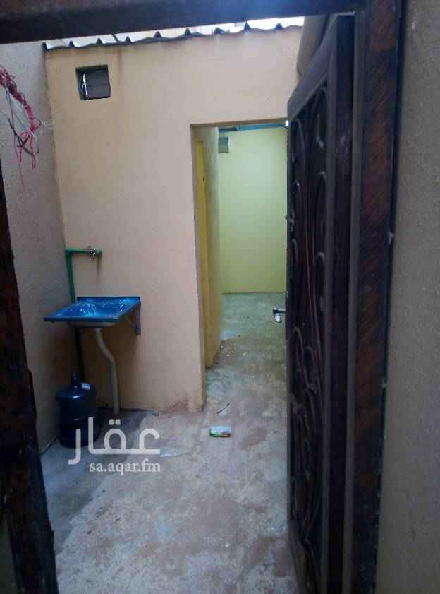1494016 غرفه سايق يوجد مكيف راكب حوش صغير حمام نعتذر عن الرد الاتصالات المباشره
اترك رسالتك وسيتم الرد
Watsaip
واتساب 0582593691