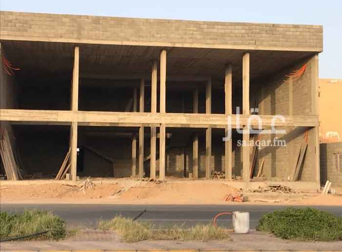 1689010 عمار تجارية يوجد فيها معرض كبير مع الميرانين واربعة وحدات سكنية التواصل واتساب او عن طريق الرسائل