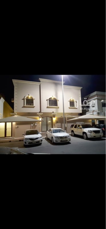 1288133 مواصفات العقار :
المساحه : ٤٢٥
الواجهه: شرقية
عمر العقار : ١٠ سنوات
شارع: ١٥
رقم المبنى: ١٥
الوصف :::
عمارة استثمارية (بناء واشراف شخصي) للبيع بحي غرناطه خلف مستشفى الدمام المركزي (البرج الطبي)
تتكون العمارة من ٥ شقق مؤجرة
كل شقه تتكون من غرفتين نوم ومجلس ضيوف وغرفة طعام وصاله ومطبخ مطل على منور يتوسط المبنى وحمامين .. كما تتوفر في سطح المبنى غرفتين اضافيتين احداها عبارة عن غرفة جلوس مطلة على السطح بالأضافة إلى توفر خزان خاص للمياه المحلاة ممتد لجميع المطابخ
الشقق ذات مدخلين
يوجد مظلات خاص