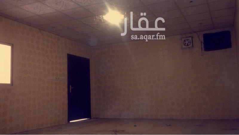 1537494 بيت شعبي بحي الوسيطاء للإيجار
(قسم الرجال مجلس صاله امام المجلس دوراة مياة مغسلتين)
( قسم النساء مجلس صاله دوراة مياه مقلط ،، مطبخ مخزن و4غرف نوم صالة ودوراة مياه ) وفي حوش 3في5 عند مدخل النساء طبعاً المداخل مستقله،،
قيمة الاجار12000الف سنوي
ويكون الدفع كل ثلاث الشهر3000ثلاثة الاف ريال