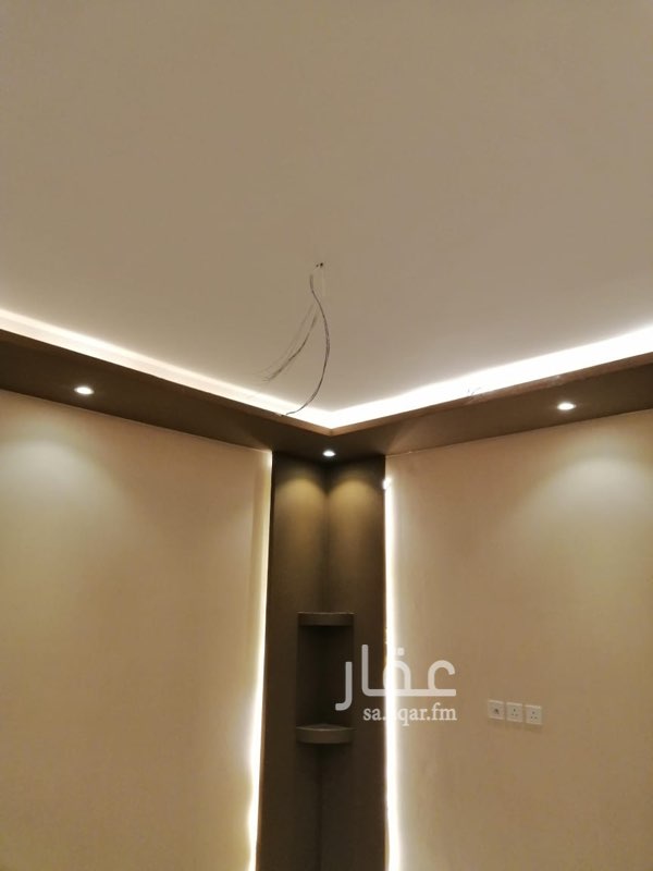 1586794 شقه 6 غرف تمليك جديده و راقيه في جده
العنوان / جده حي التيسير إمتداد شارع فلسطيين
تعتبر في أفضل موقع في الحي
6 غرف + 4 دورات مياه + صاله + مطبخ
خزانين مستقله علوي وسفلي + موقف خاص ومغطى للسياره + عداد كهرباء خاص
الموقع مميز بقرب جميع الخدمات مسجد وسوبر ماركت وصرافات
ضمانات على الكهرباء والسياكه والهيكل الخرساني
يوجد اتحاد املاك للحفاظ على المبنى وصيانته ونظافته
للتواصل نتشرف بالاتصال عالرقم
0583197101
0583197323