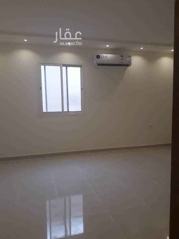 1756362 شقق عوايل جديدة اول ساكن مكونه من ثلاث غرف وصالة وحمامين ومطبخ راكب مكيفات اسبلت ومطبخ عمارة راقيه. بها كاميرات وتشطيب نظيف الاسعار. الدور الارضي والملحق 36 الف. للشقة
والادوار الاول والثاني 38 الف للشقة. للتواصل 0583354729