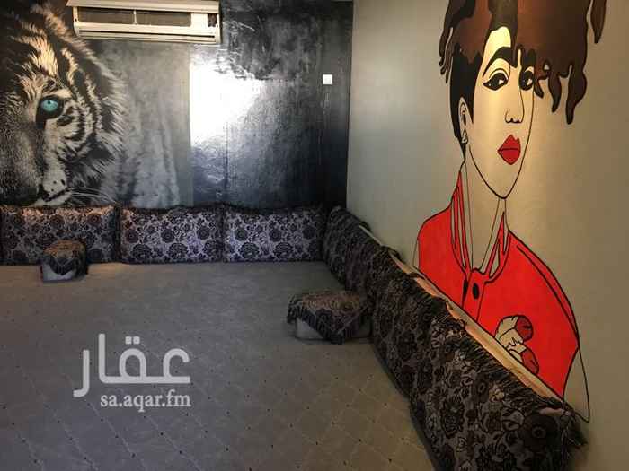 1401284 للايجار غرفه موثثه الشهر ١٤٠٠ ريال
بحي الرمال خلف مطعم النافوره
مدخلها خاص مستقل
الغرفه كبيره مساحتها ٦* ٥.٥٠ م وطبخ منعزل ودوزه مياه وموزع
تحتوي الغرفه على :
١- مكيف اسبلت LG
٢- موكيت ومساند ظهر
٣- دولاب مطبخ
موقع مميز ومواقف متوفره