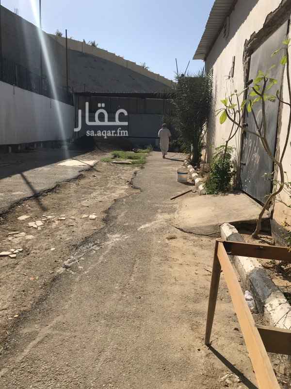 1292656 مستودع صغير اآمن داخل سكن لا يحتاج لحارس