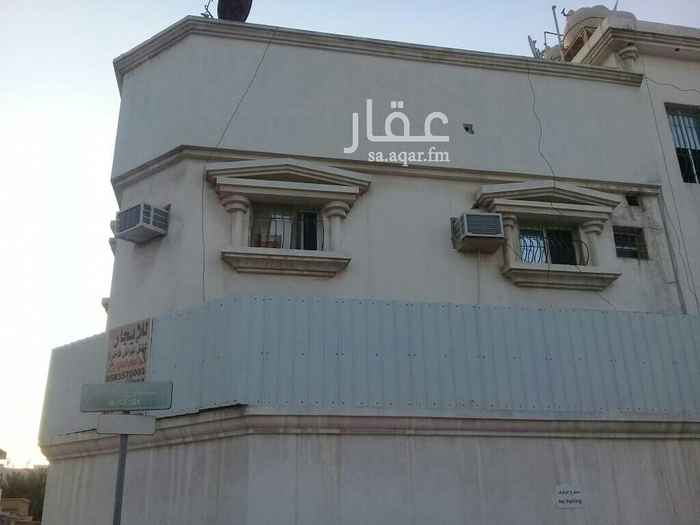 1581345 ٤غرف/صاله/مطبخ/٢حمام
تشطيب ممتاز
مدخلين
عداد كهرباء منفصل
قريب من.طريق الملك فهد