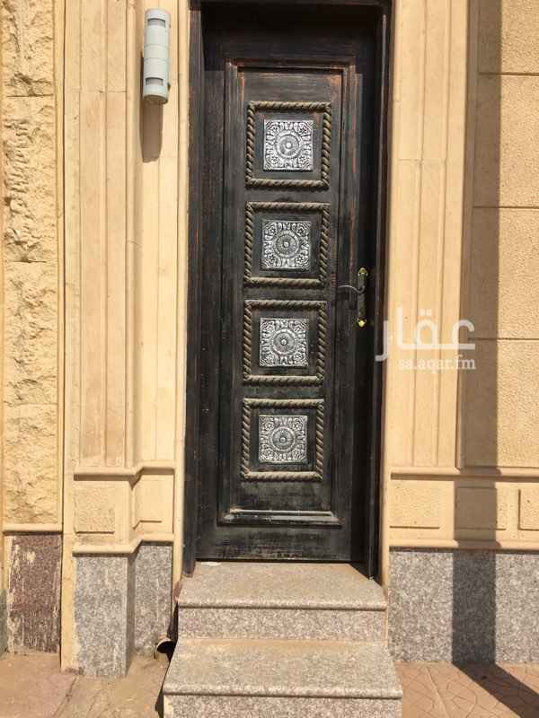 1197131 غرفه سواق مسكونه سنه بس فيها سرير بس والاجار شهري