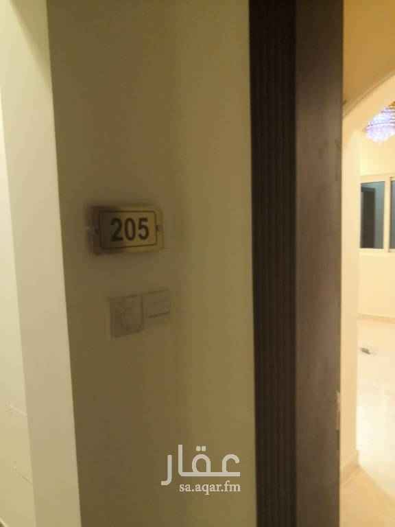 1723873 للايجار شقه فخمه غرفه وصاله وحمام مكيفه اسبلت مطلوب 26000 ريال