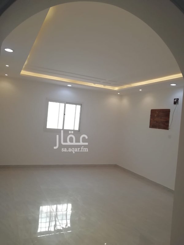 1671433 ملحق مع سطح خاص به
غرف واسعة
خصم خاص للعرسان
السعر 15000 (((كاش ))
السعر 17000 ((دفعتين))