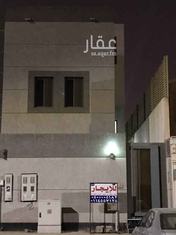 1585352 مدخلين - صالة - مجلس - غرفتين - 3 دورات مياه - سطح - غاز مركزي