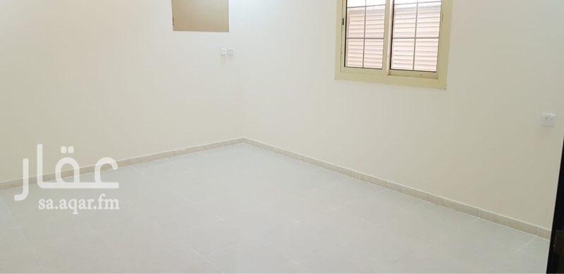 1748607 شقق جديده
شقتين من خمس غرف وصاله
وثلاث دورات مياه
دور اول فوق الارضي
٢٦ الف
يوجد مصعد
كهرب مستقل