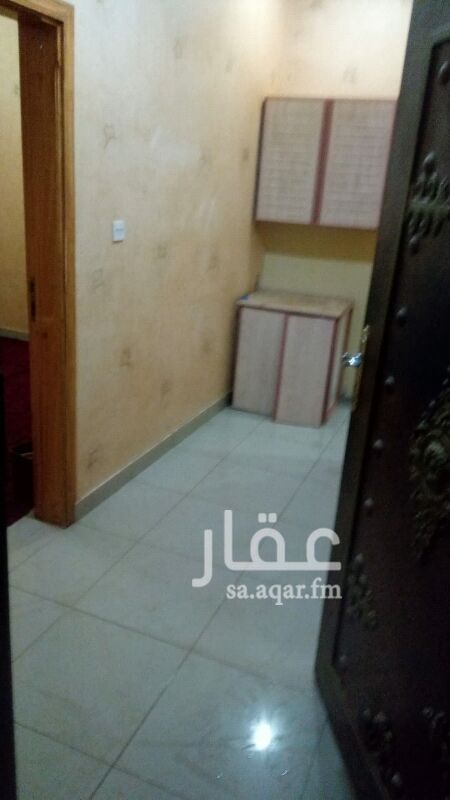 1478556 شقة غرفة وحمام ومطبخ دور ارضي للايجار باليرموك تصلح لشخص محترم يحب الهدوء