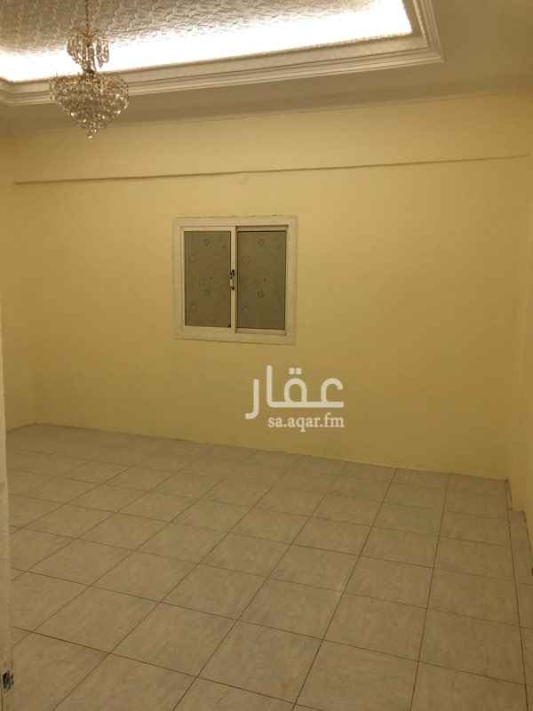 1400670 3 غرف
وحمامين
ومطبخ
وصاله