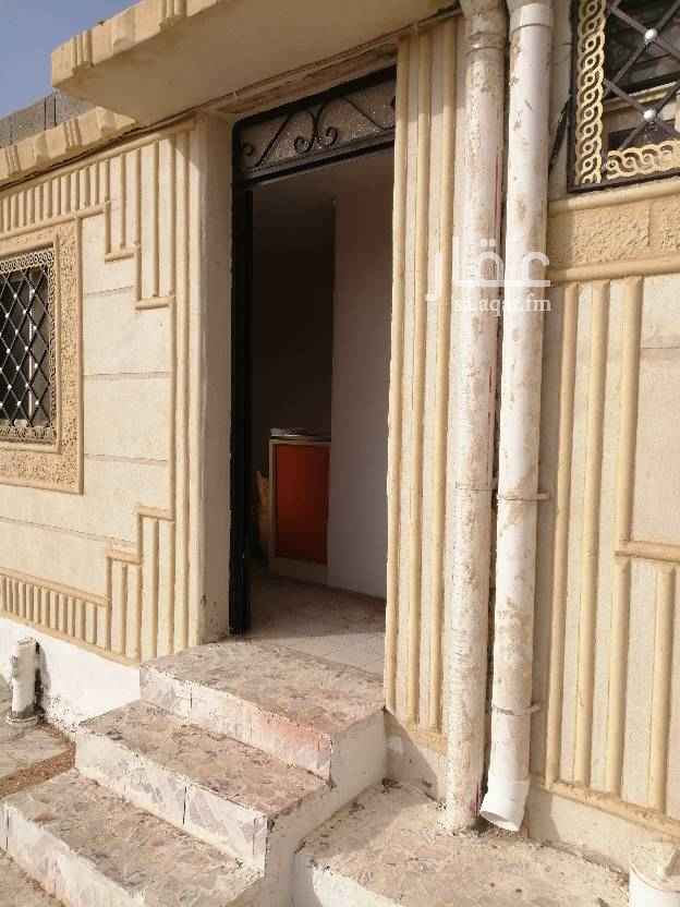 1284661 العقار جديد..2019م.
السعر قابل للتفاوض تختلف حسب الوقت والوجبه والويكند والصيفيه.. علما ان هناك غرفة للسائق خارجيه بكامل ملحقاتها..
قريب من المنتزهات. دلغان. الفرعاء. الحبله بجوارها جامع. وطبيعتها ريفيه هادئه..
اسعار الايجار كالتالي..
الايجار حتى في المواسم لليوم ب٥٠٠ اما للفتره الطويله اليوم ٣٥٠ للقسمين مع غرفة السواق..
...
الاعياد١٥٠٠ _١٠٠٠